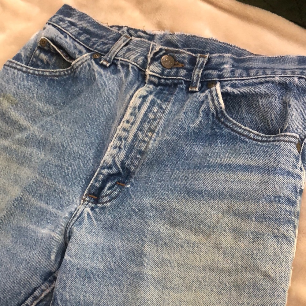 LEE Stonewashed High Waisted Naturally Distressed Jeans 29”x 34”